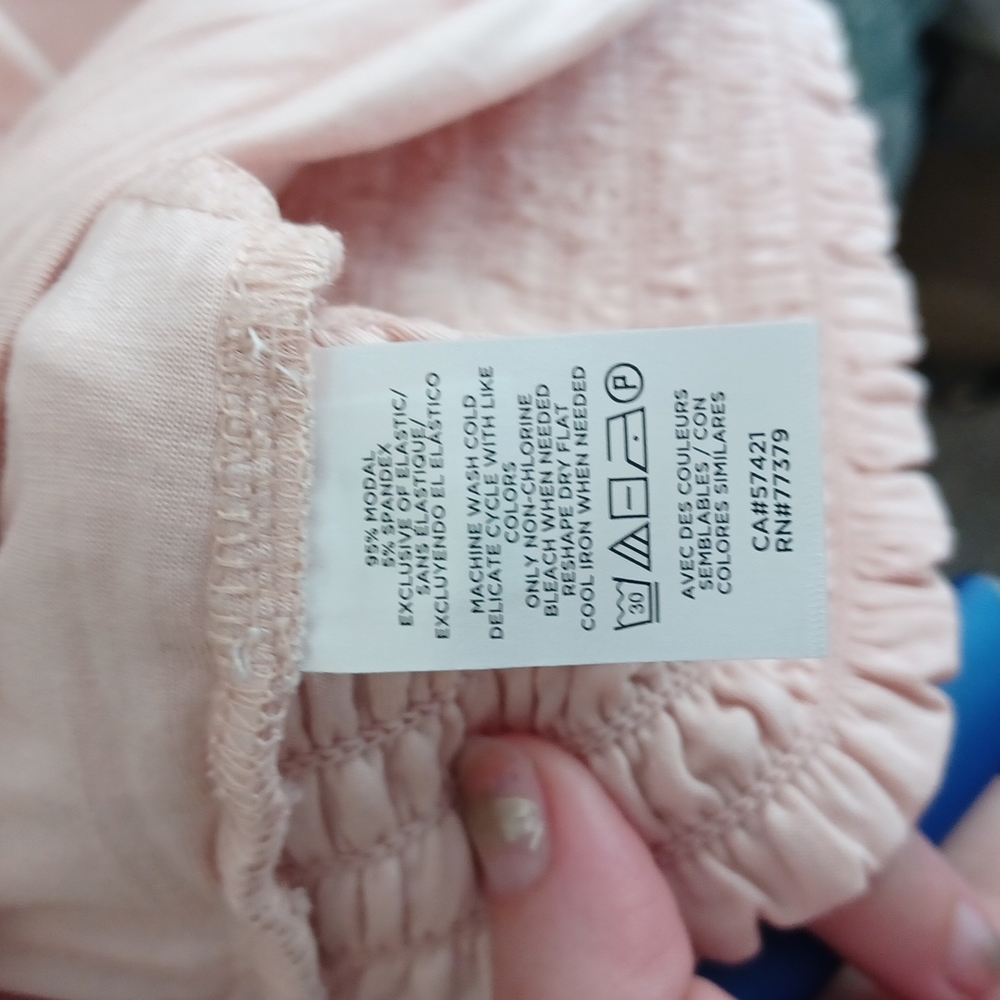 A super soft dressy Anna Taylor Top